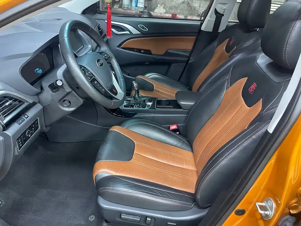 BYD Qin NEV 2015 1.5T Flagship Plus