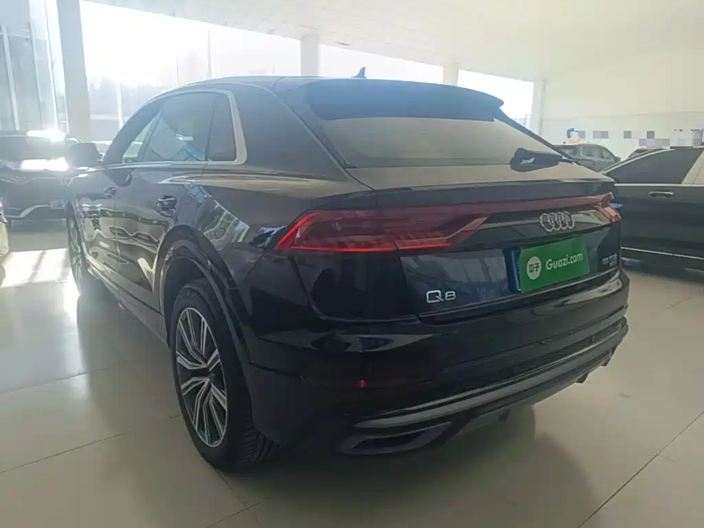 Audi Q8 — миниатюра 5