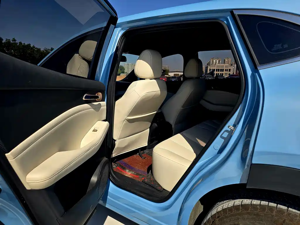 Baojun Yunhai — миниатюра 7