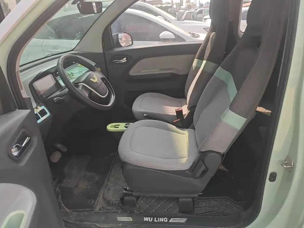 Wuling MINIEV — миниатюра 11