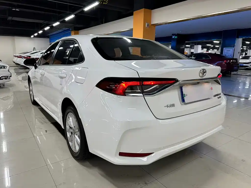 Toyota Corolla 2021 1.2T S-CVT Luxury