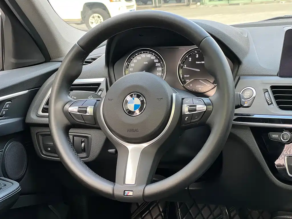 BMW 1 Series — миниатюра 10