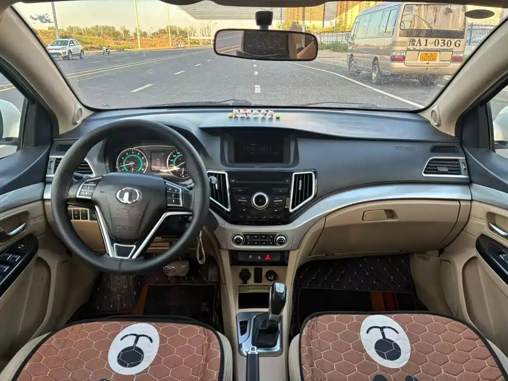 Great Wall Great Wall C30 — миниатюра 5
