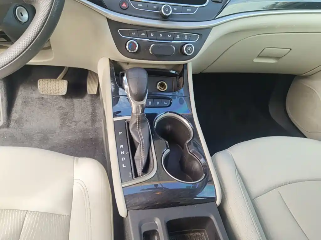 Buick Verano — миниатюра 14