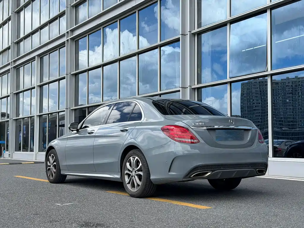 Mercedes-Benz C-Class — миниатюра 4