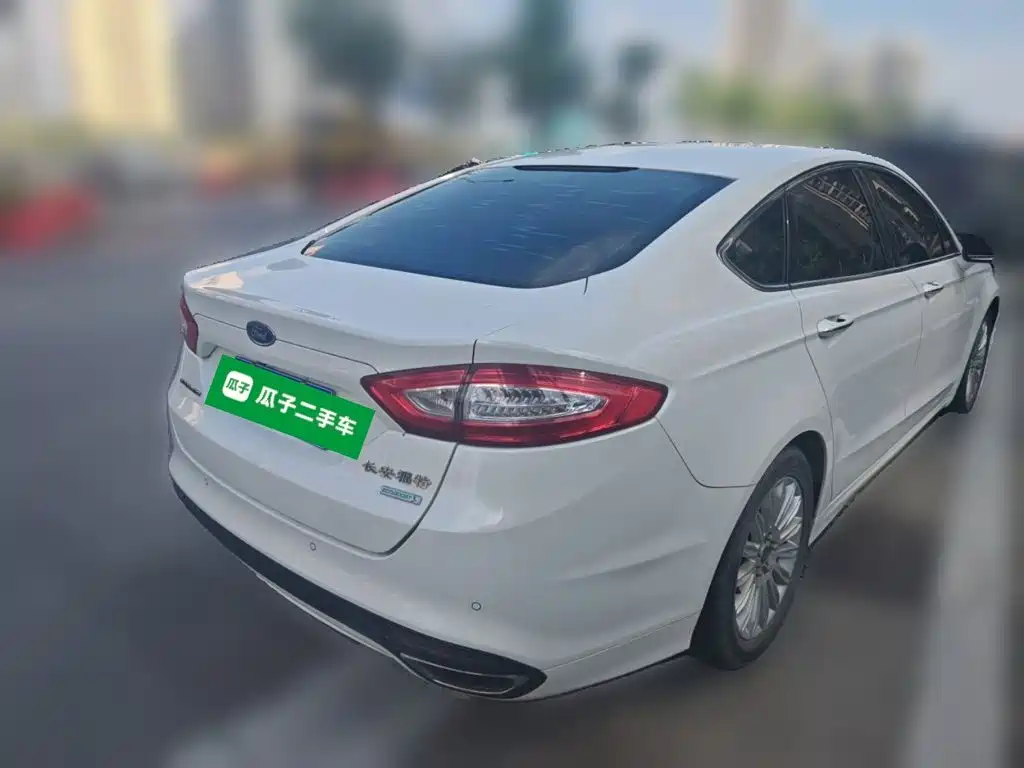 Ford Mondeo — миниатюра 4