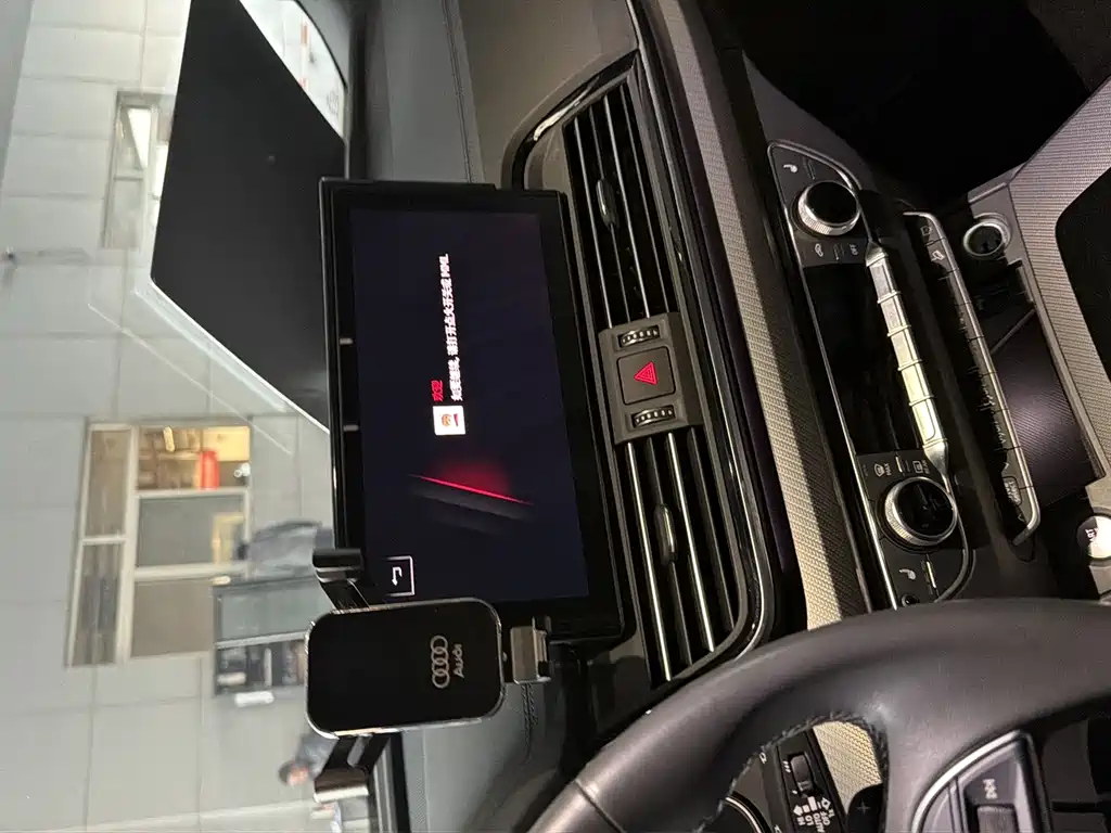 Audi Q5L — миниатюра 25