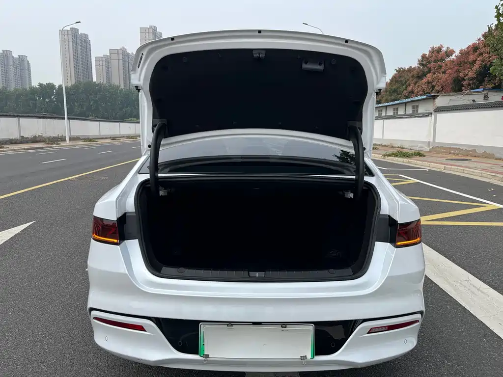 BYD Qin PLUS — миниатюра 14