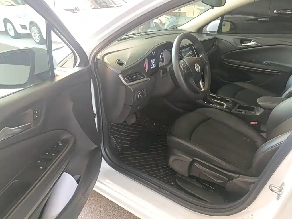 Buick Verano — миниатюра 16