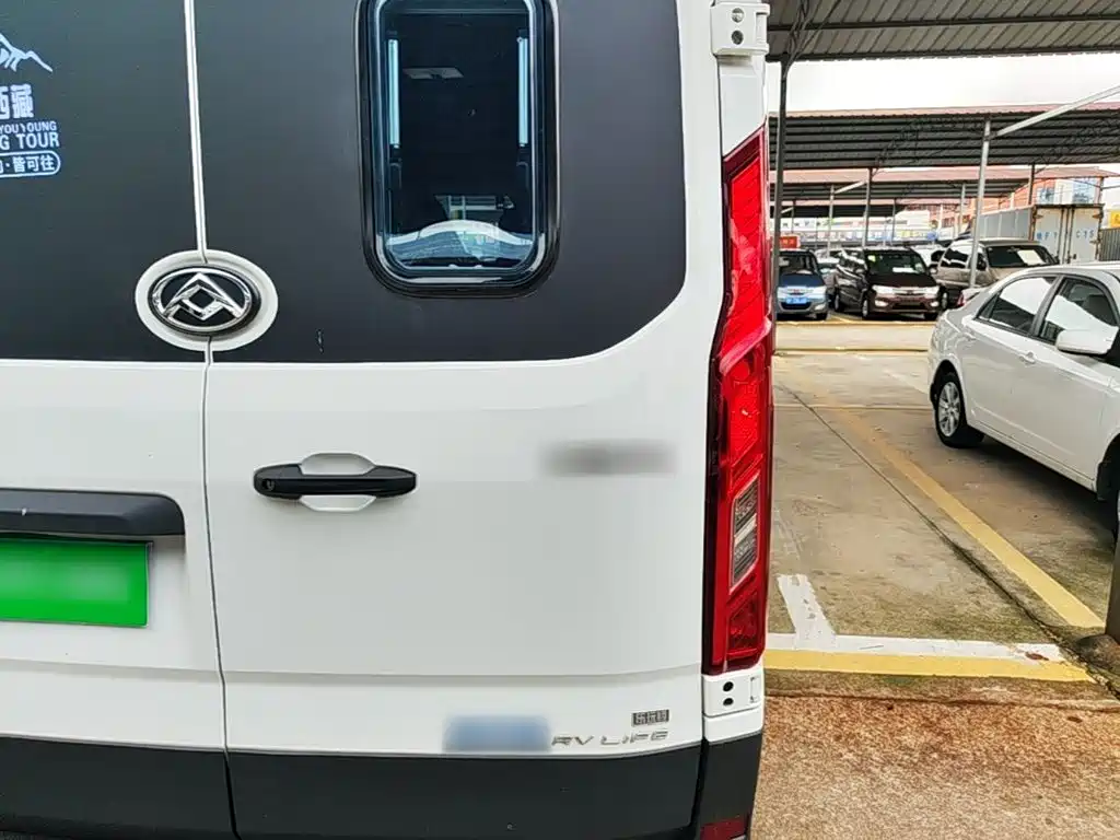 MAXUS V90 RV — миниатюра 8