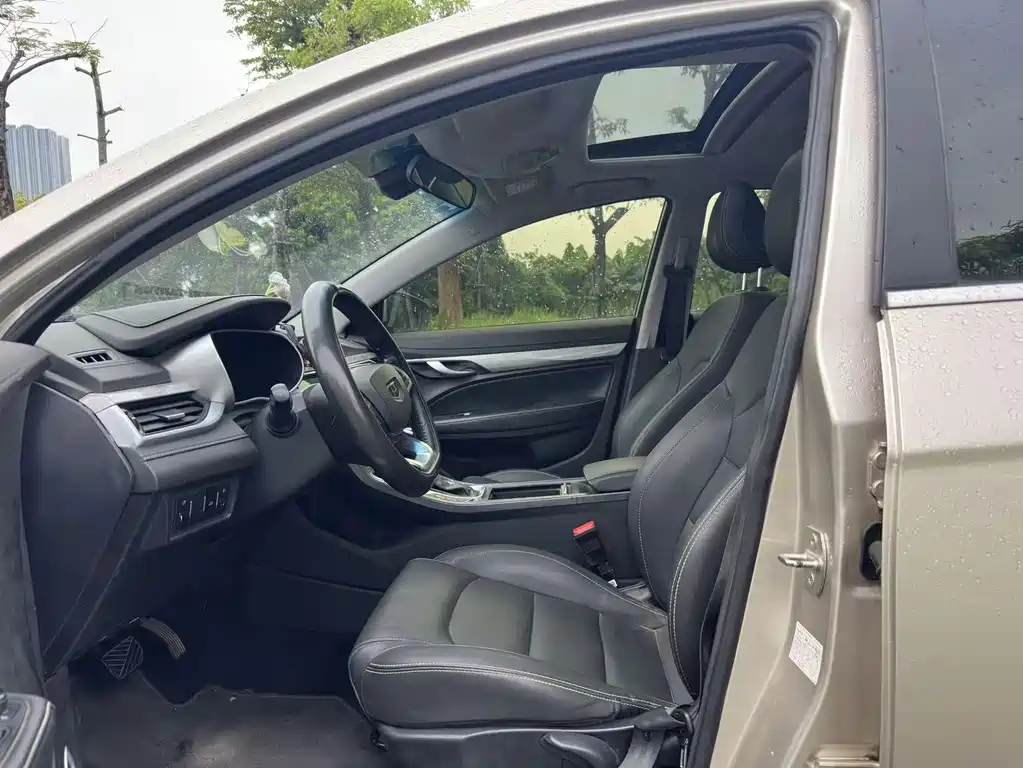 Geely Emgrand — миниатюра 4