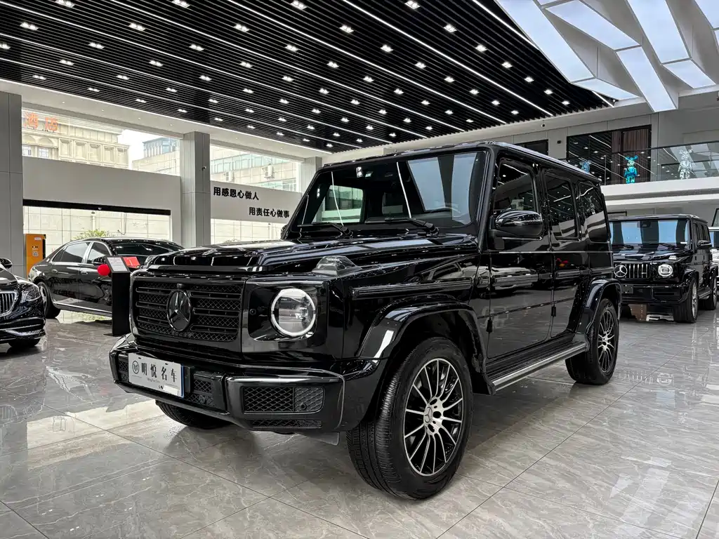 Mercedes-Benz G-Class 2024