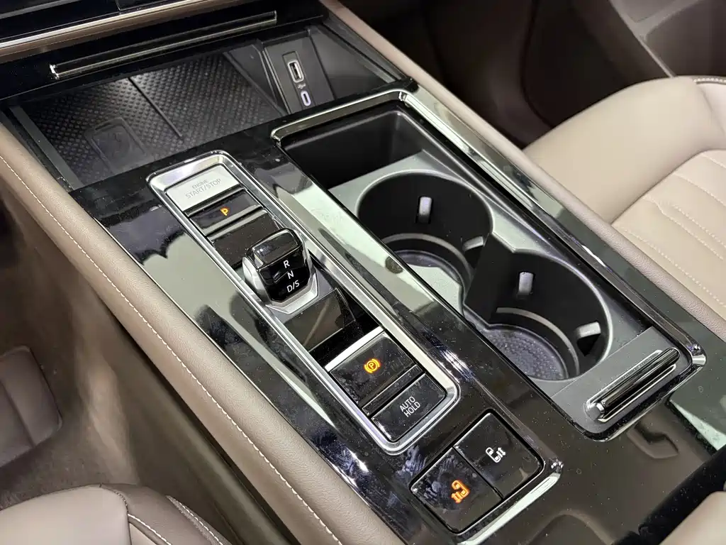 Volkswagen Viloran — миниатюра 12