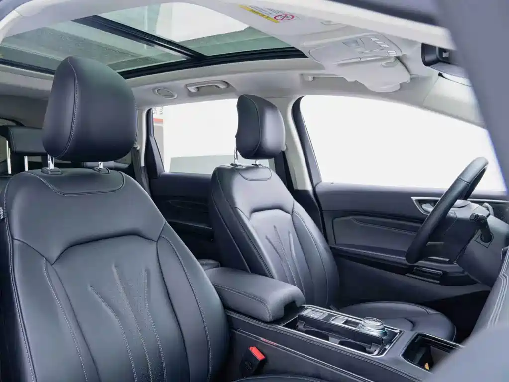 Ford Edge — миниатюра 7
