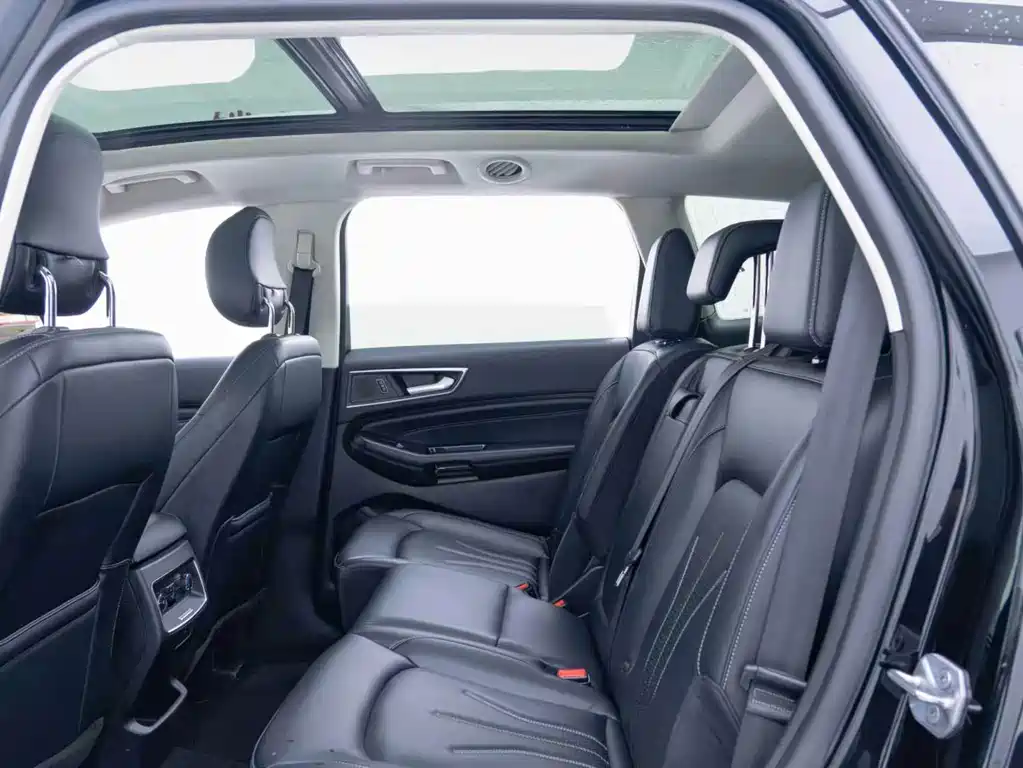 Ford Edge — миниатюра 19