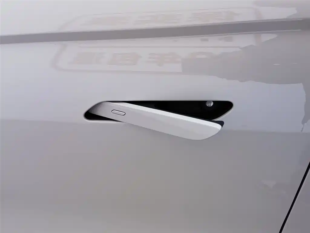 ZHIJI AUTOMOBILE ZHIJI L7