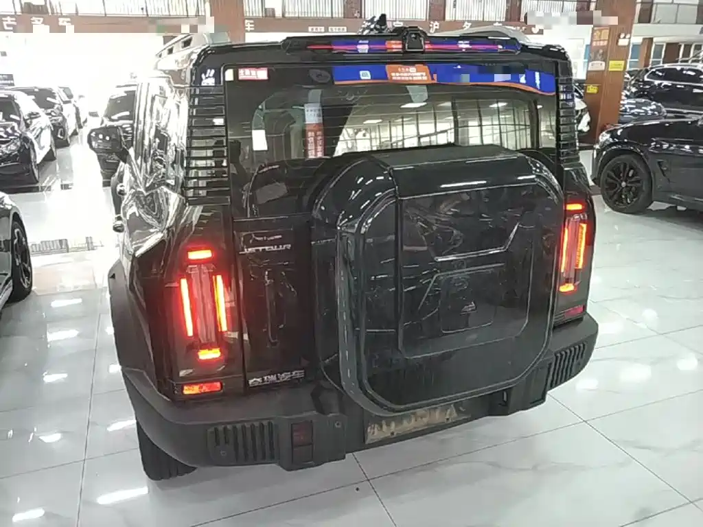 Jetour Traveller — миниатюра 6