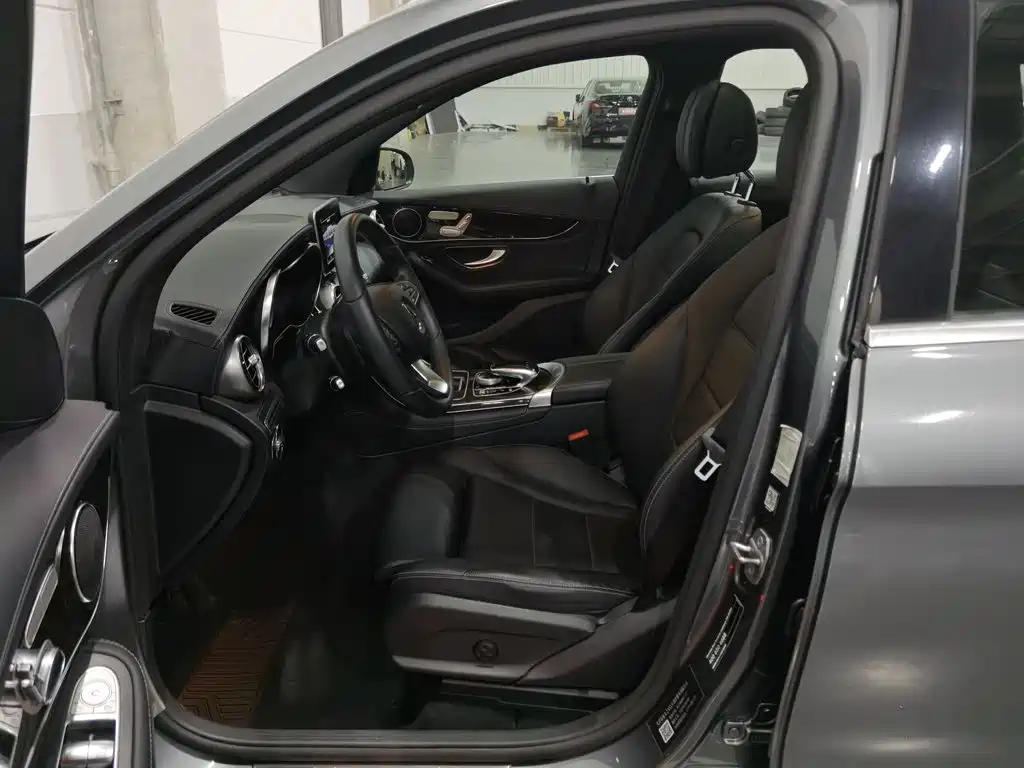 Mercedes-Benz GLC — миниатюра 10
