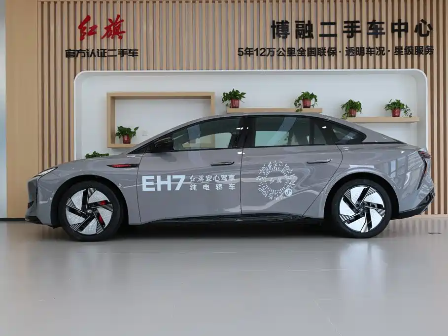 Hongqi Hongqi EH7 — миниатюра 2