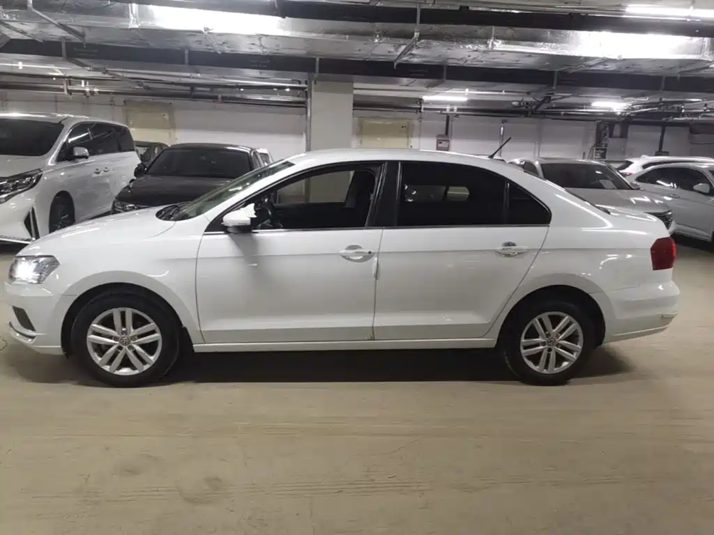 Volkswagen Jetta — миниатюра 25