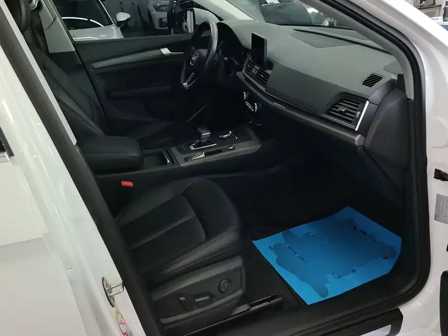 Audi Q5L — миниатюра 8