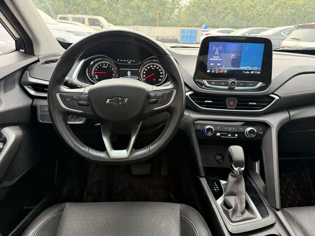 Chevrolet Volando — миниатюра 7