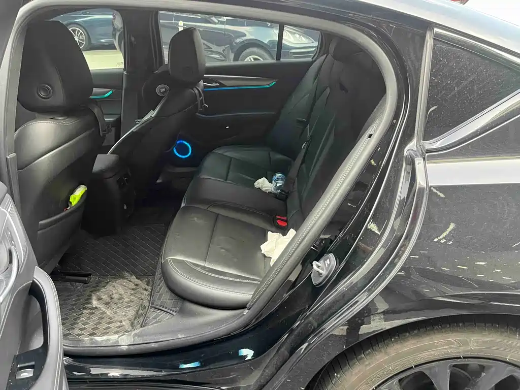 Cadillac CT5 — миниатюра 9