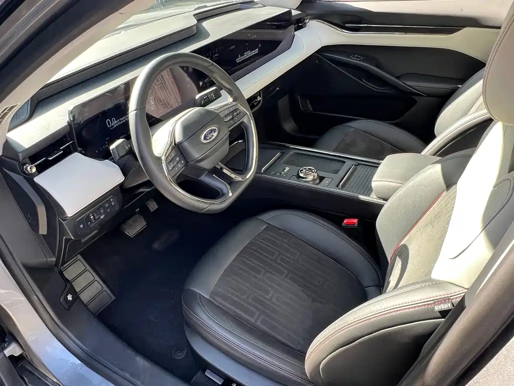 Ford Mondeo — миниатюра 9