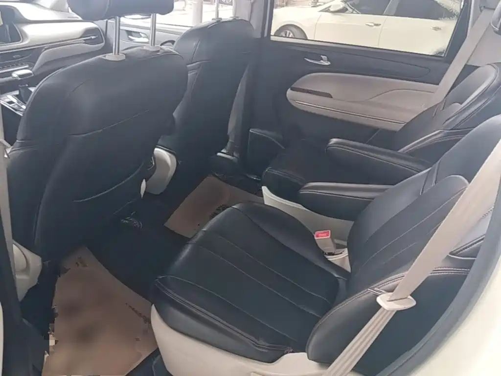 GAC Motor Trumpchi M6 — миниатюра 17