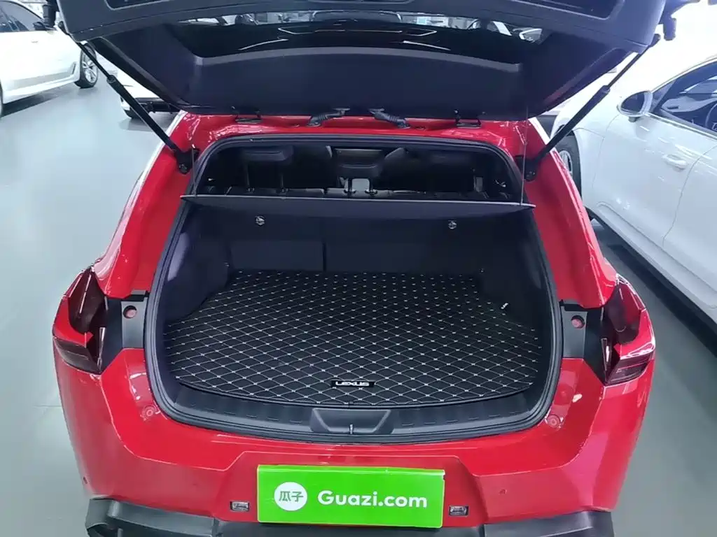 Lexus UX — миниатюра 19