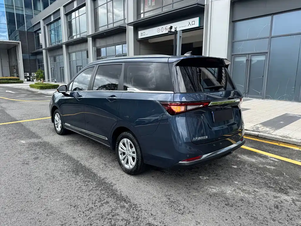 Wuling Jiachen — миниатюра 10