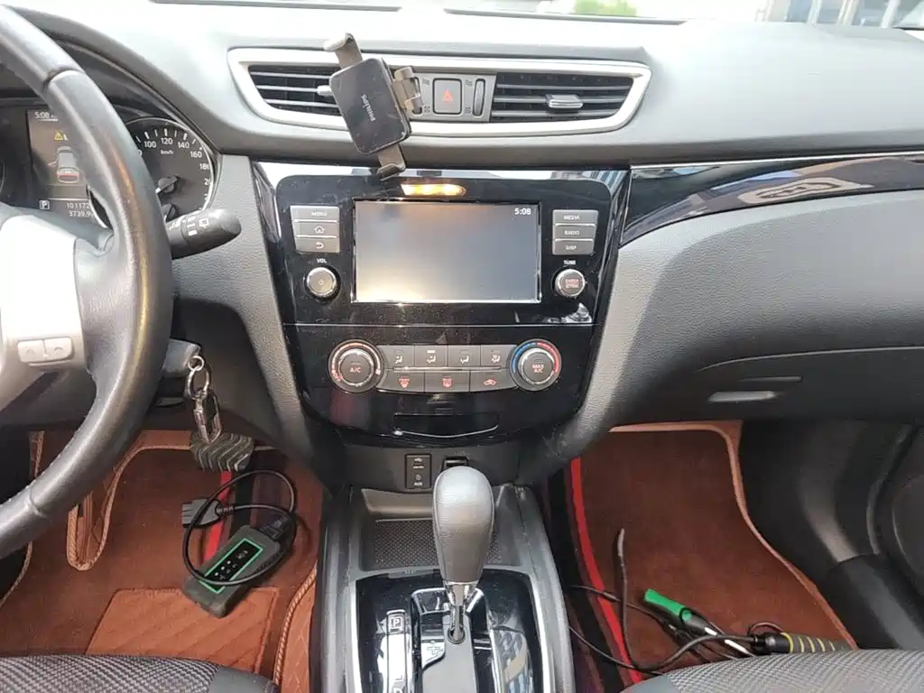 Nissan Qashqai — миниатюра 13