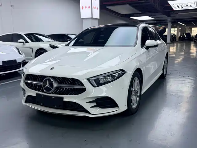 MERCEDES BENZ A CLASS