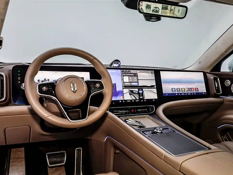 AITO ASK THE WORLD M9