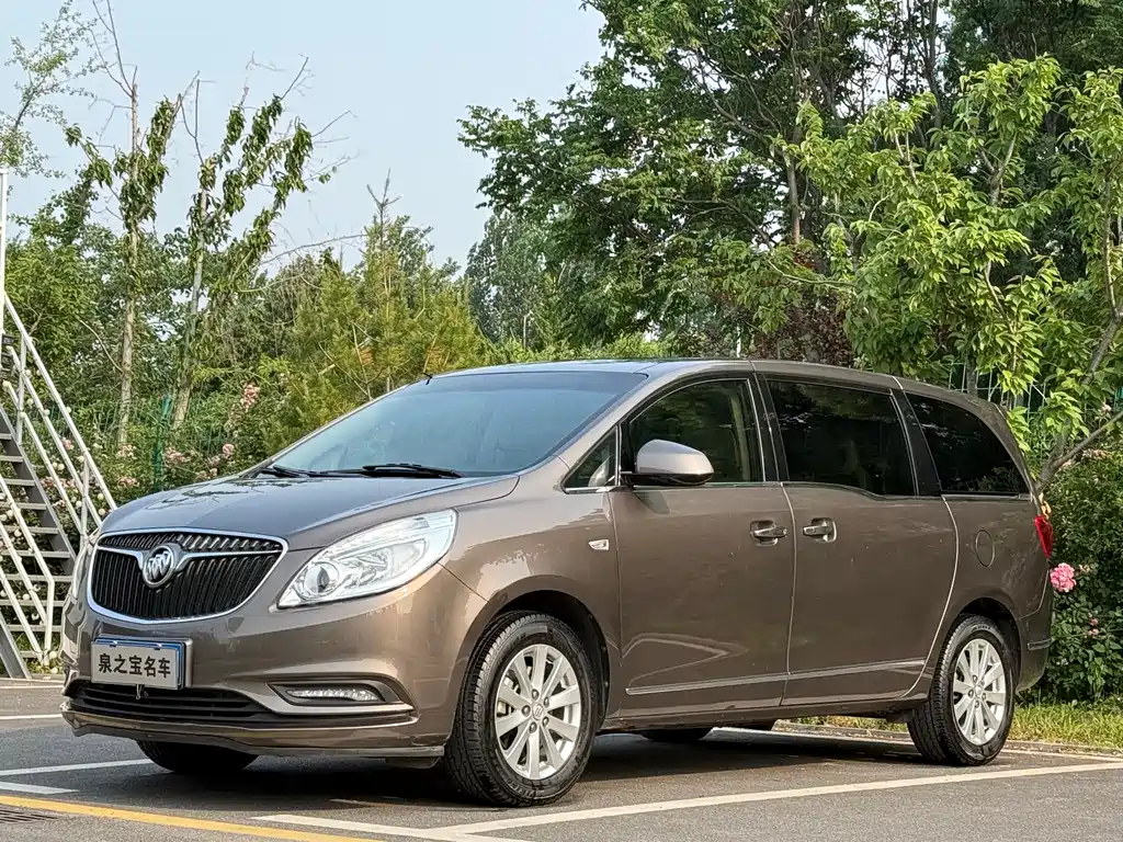 Buick GL8 2017