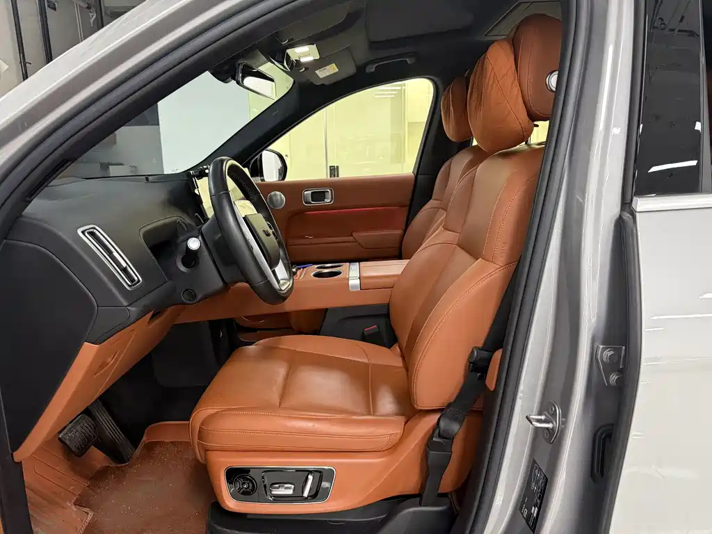 Li Auto Li L8 — миниатюра 10