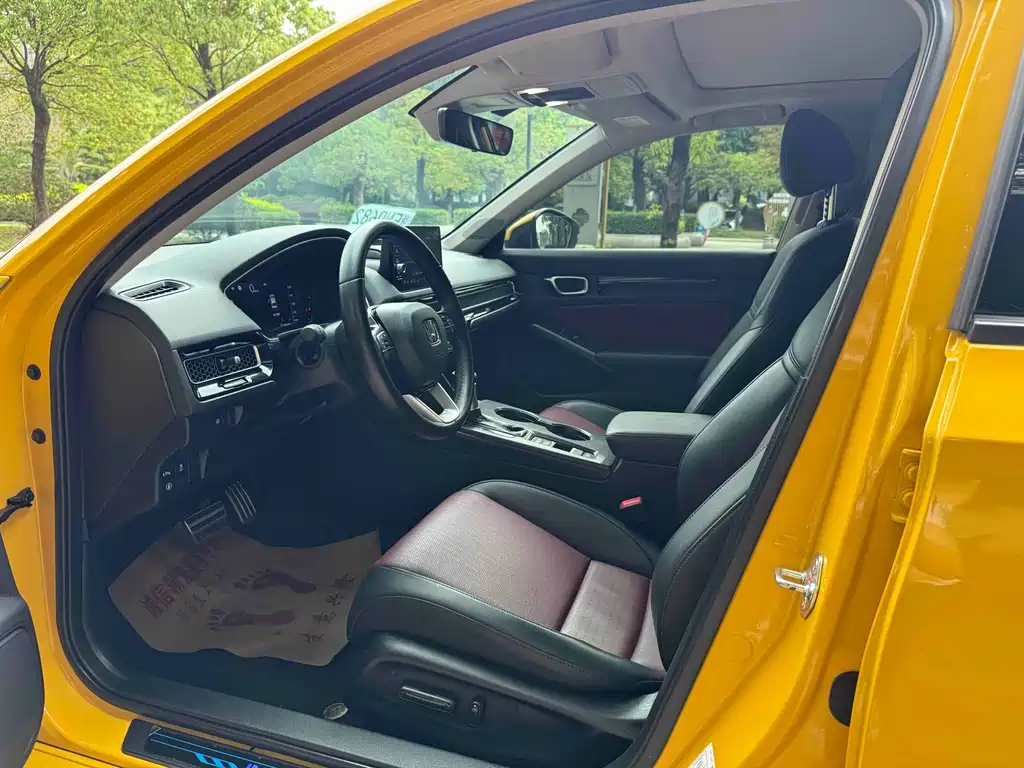 Honda Integra 240TURBO CVT Premium Edition, фото 4