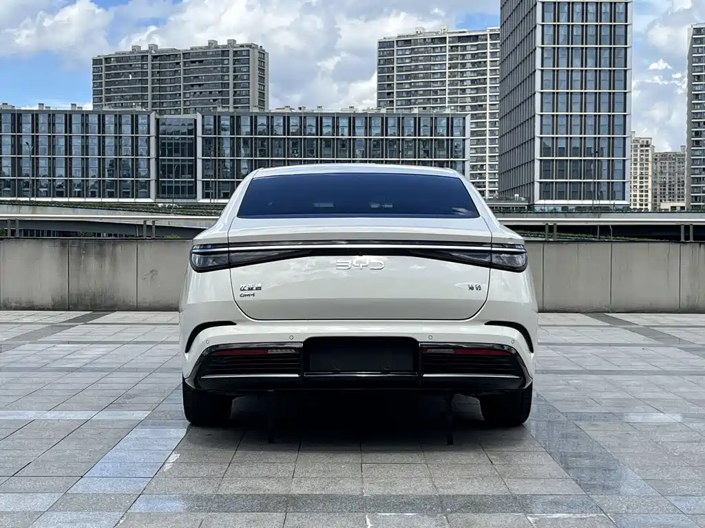 BYD Seal — миниатюра 16