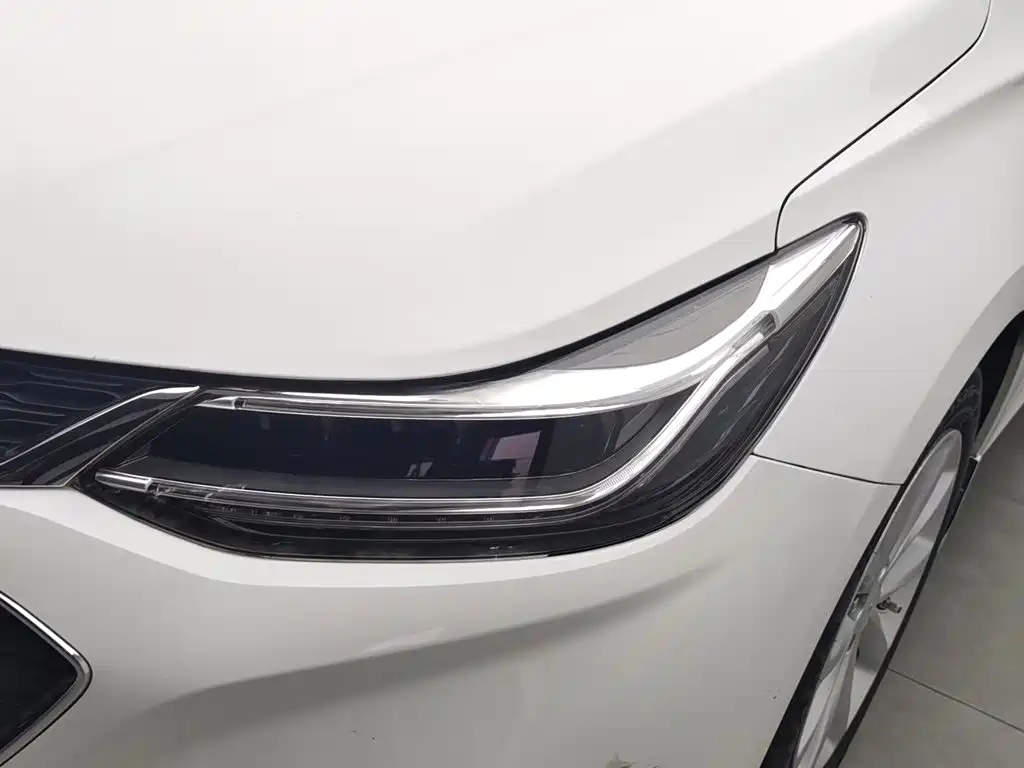 Chevrolet Cruze — миниатюра 7
