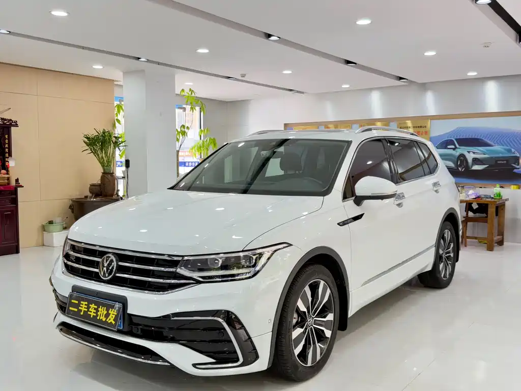 Volkswagen Tiguan L 2023