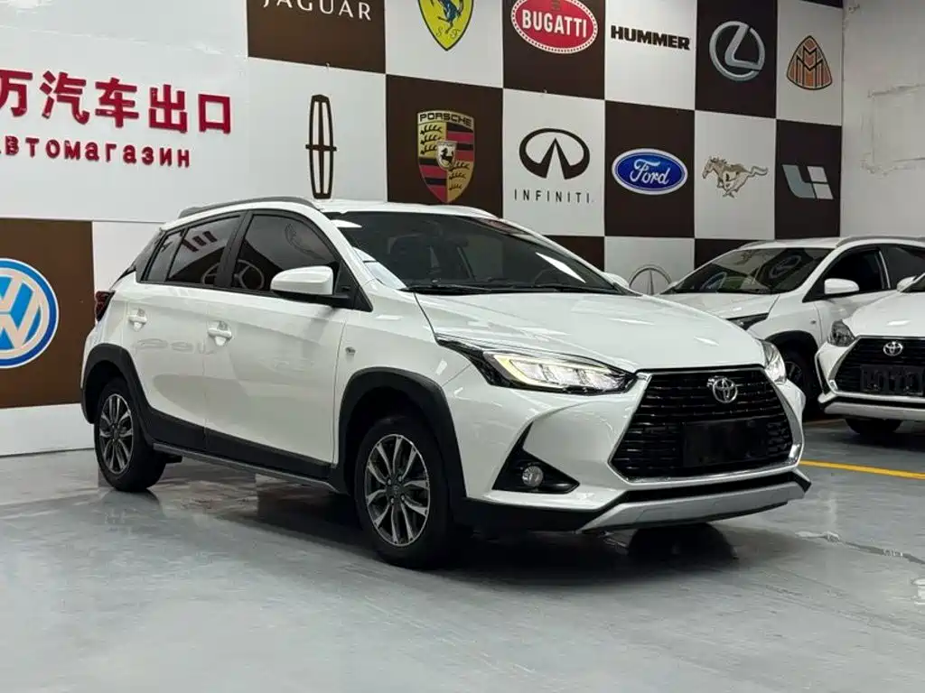 Toyota Yaris L — миниатюра 3