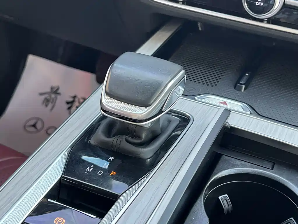 Hongqi Hongqi HS5 — миниатюра 12