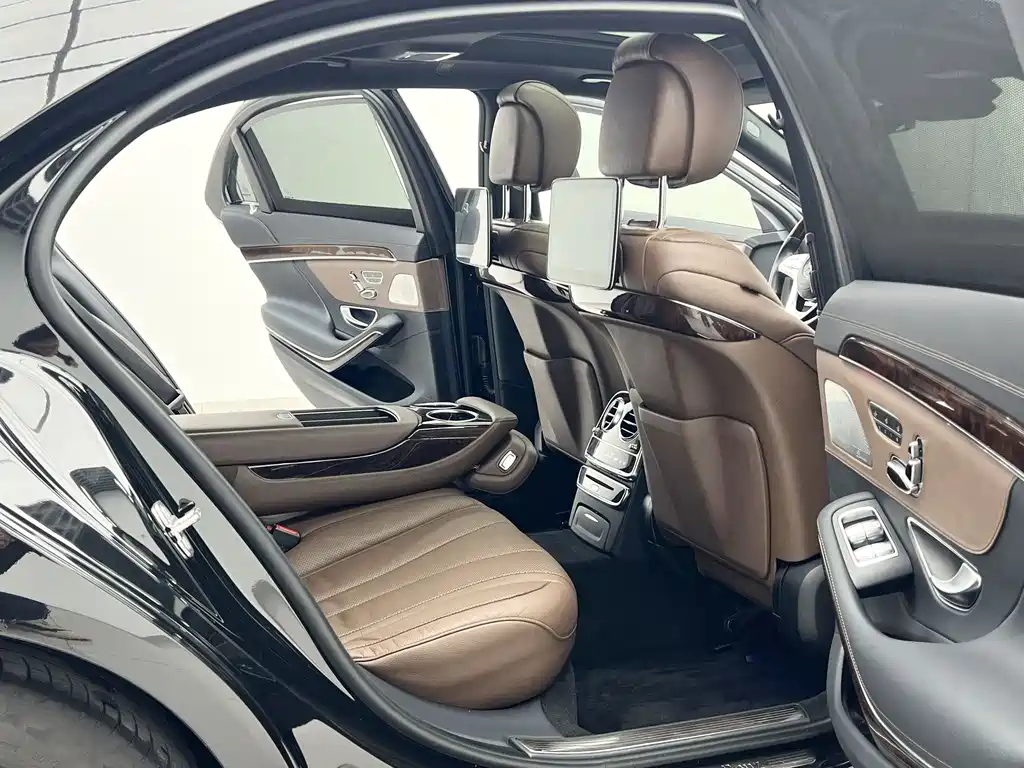 Mercedes-Benz S-Class — миниатюра 9