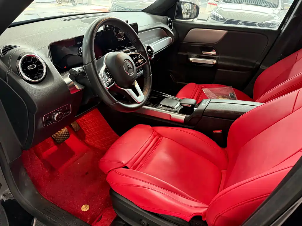 Mercedes-Benz GLB — миниатюра 6