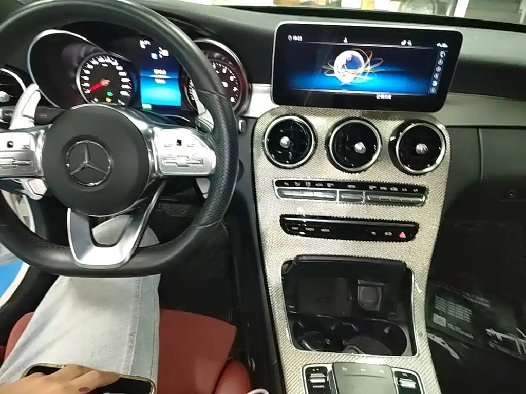 Mercedes-Benz C-Class — миниатюра 10