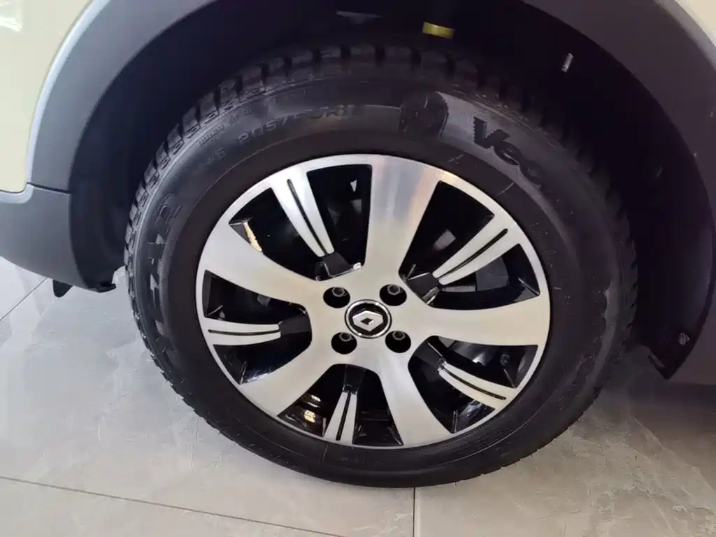 Renault Captur — миниатюра 23