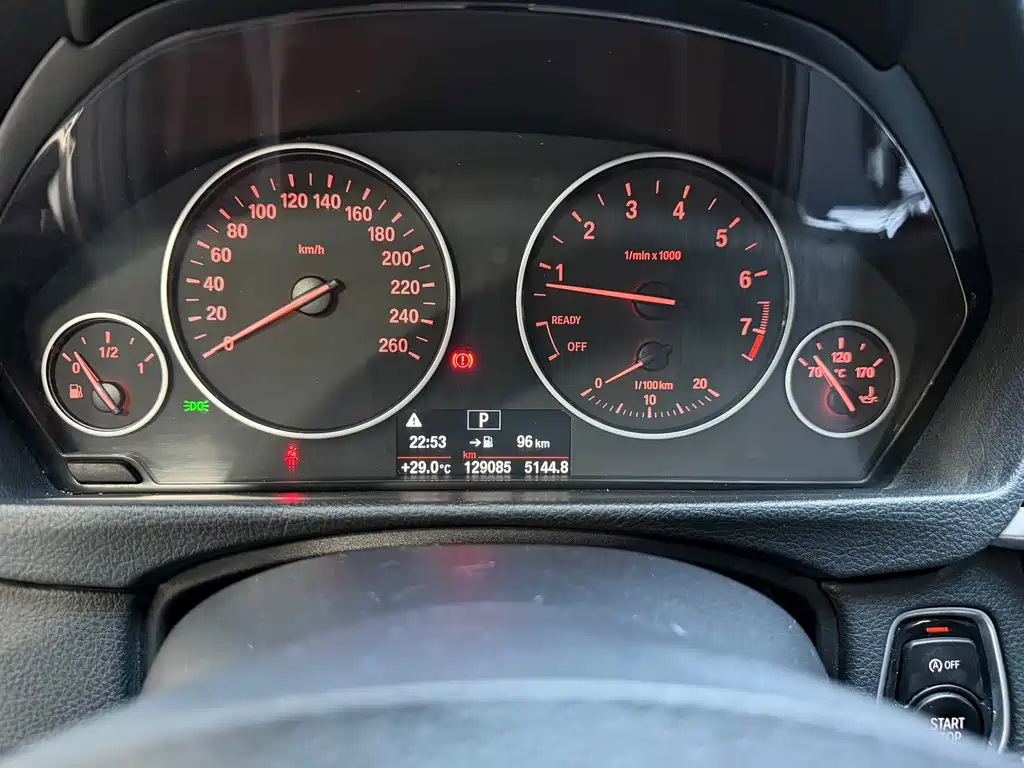 BMW 3 Series — миниатюра 12