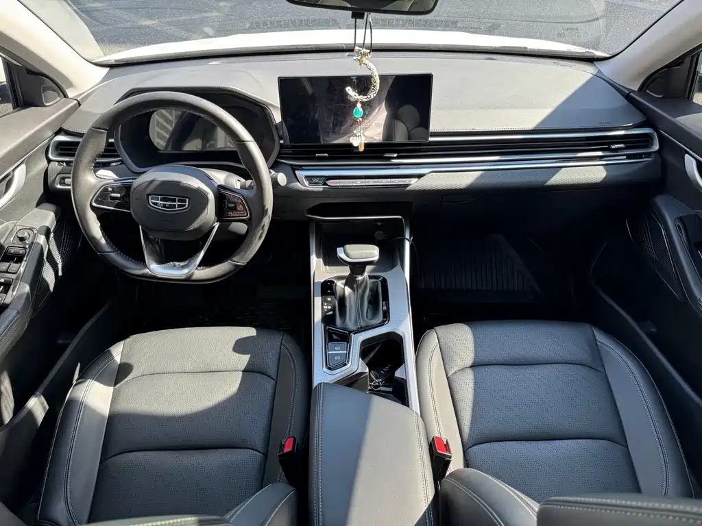 Geely Emgrand — миниатюра 5