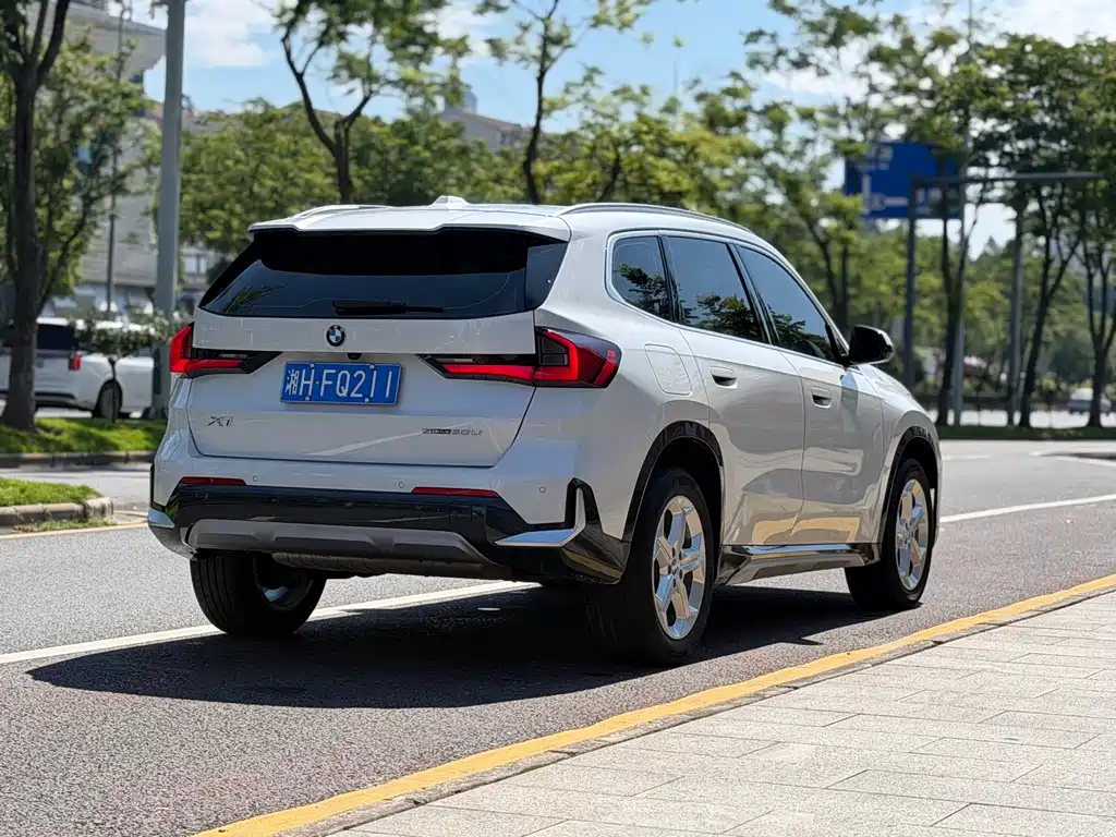 BMW X1 2023 sDrive20Li X