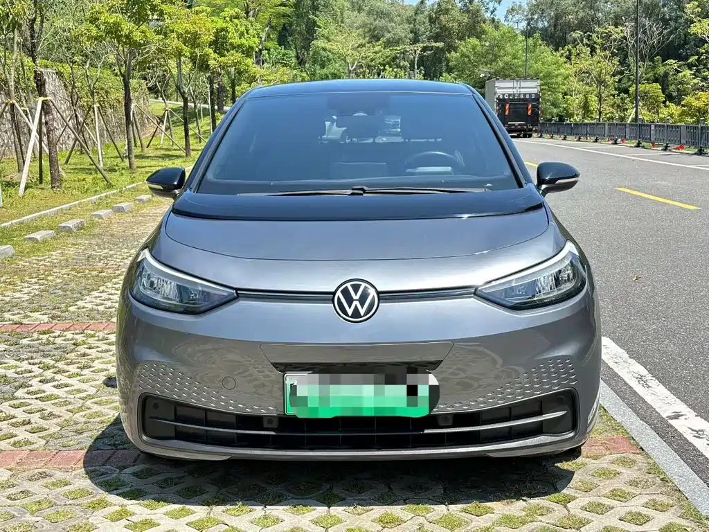 Volkswagen ID.3 — миниатюра 2